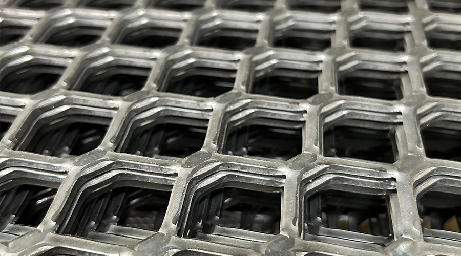 MEISER: Center stitch